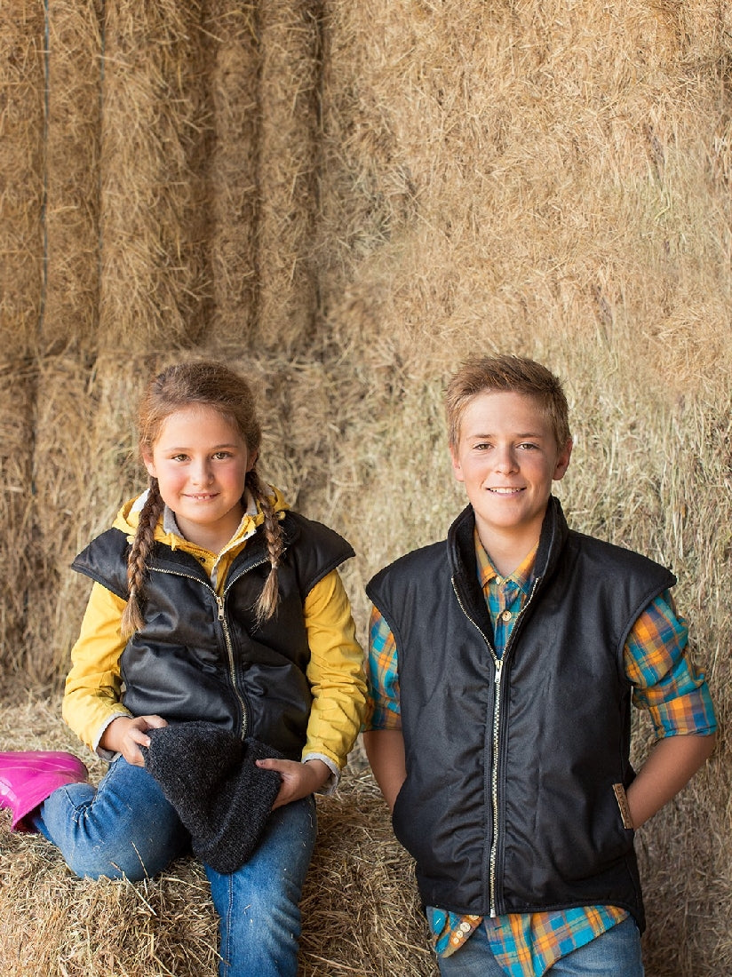 Styx Mill Kids Oilskin Fur Lined Vest - Black